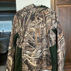 Under armour camo half zip jacket